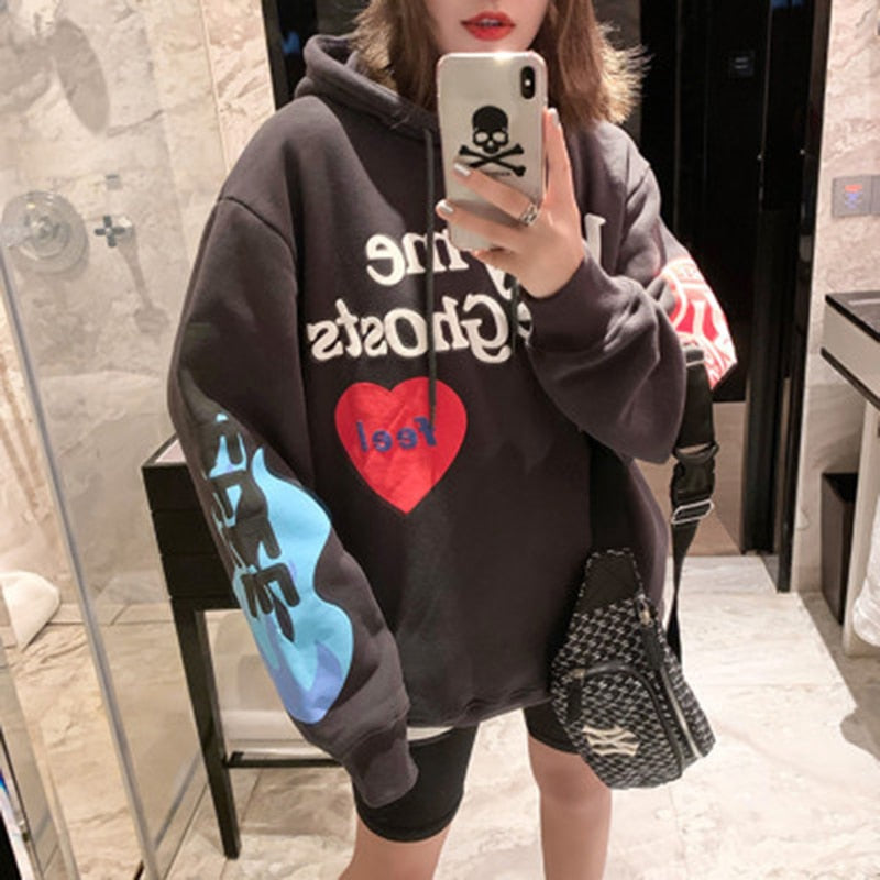 LUCKY ME I SEE GHOST Foam Letters Oversized Hoodie